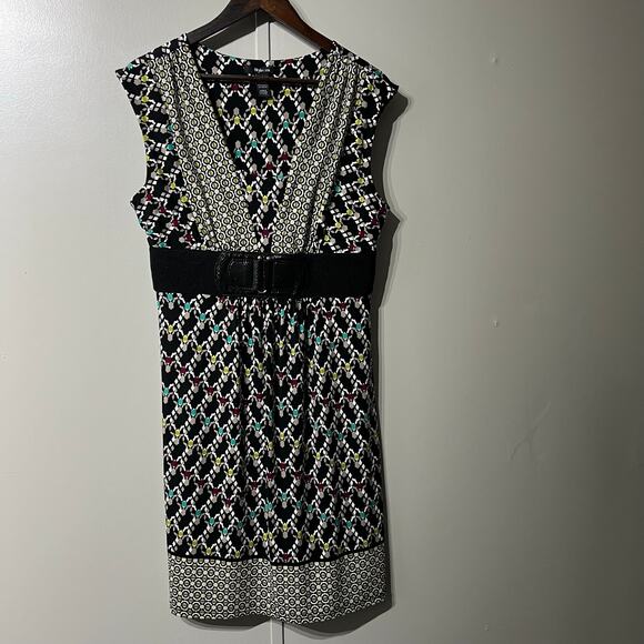 Style & Co. Geo Midi Empire Belted V Neck Sleeveless Career Shift DressMedium
